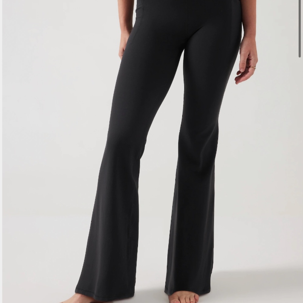 Salutation Stash Flare Pant